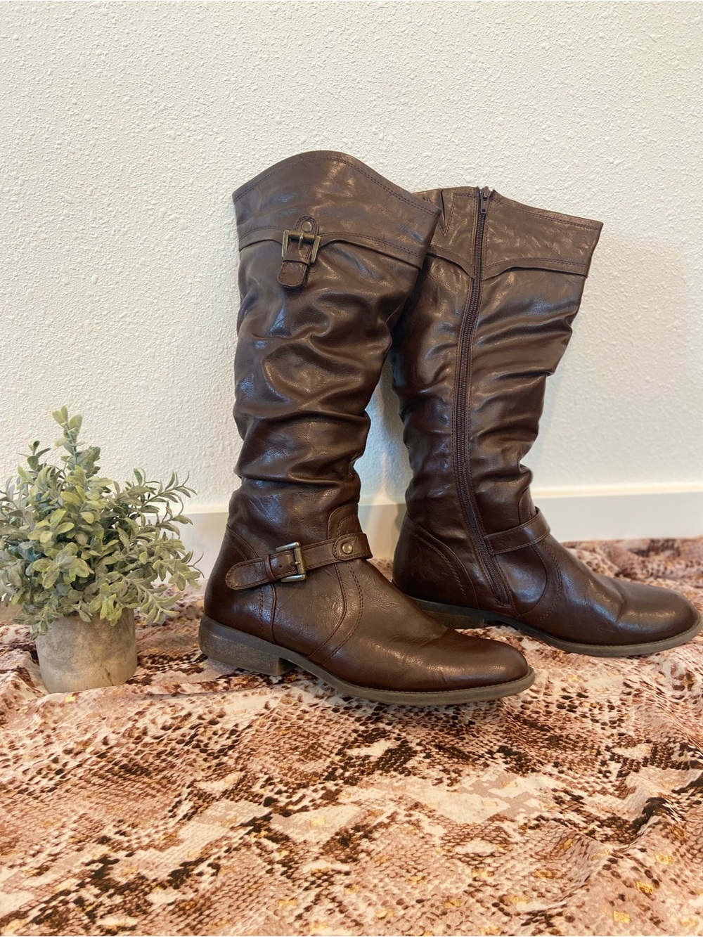 Women's Brown Knee-High Faux Leather Boots 16”-18” tall